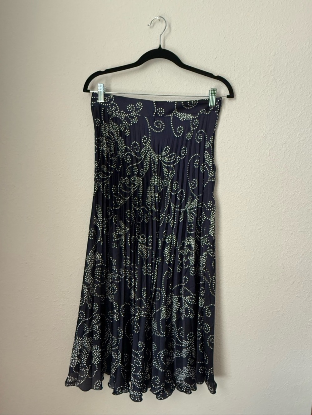 Zara Navy Midi Skirt with Cream Dot Floral Print
